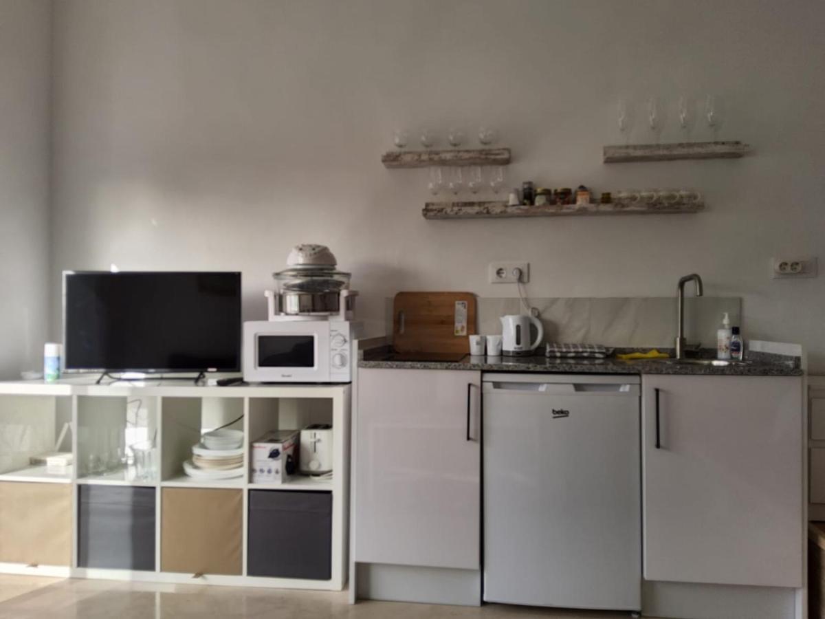 Tranquility Studio Apartment Malaga Bagian luar foto