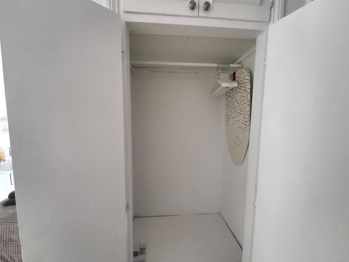 Tranquility Studio Apartment Malaga Bagian luar foto