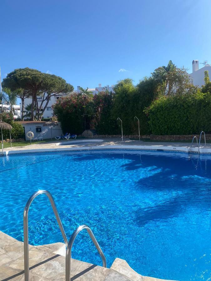 Tranquility Studio Apartment Malaga Bagian luar foto